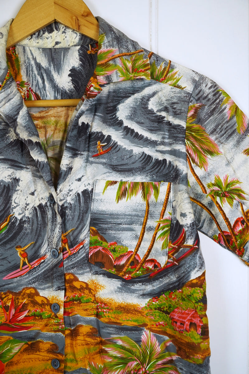 Vintage Party Shirt - Surf Shirt - XSmall