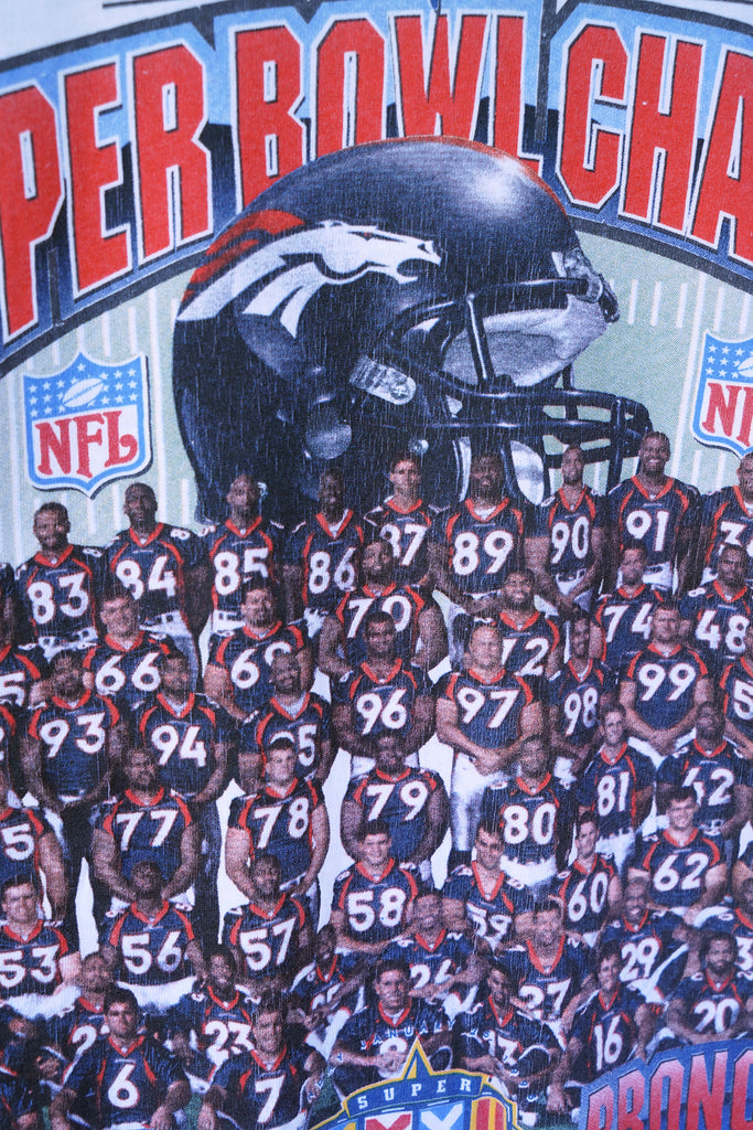 Vintage Sports - Denver Broncos Superbowl XXXII Tee - Medium