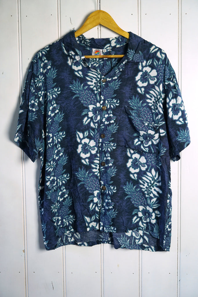 Vintage Hawaiian Shirt - Makai Beach - Large