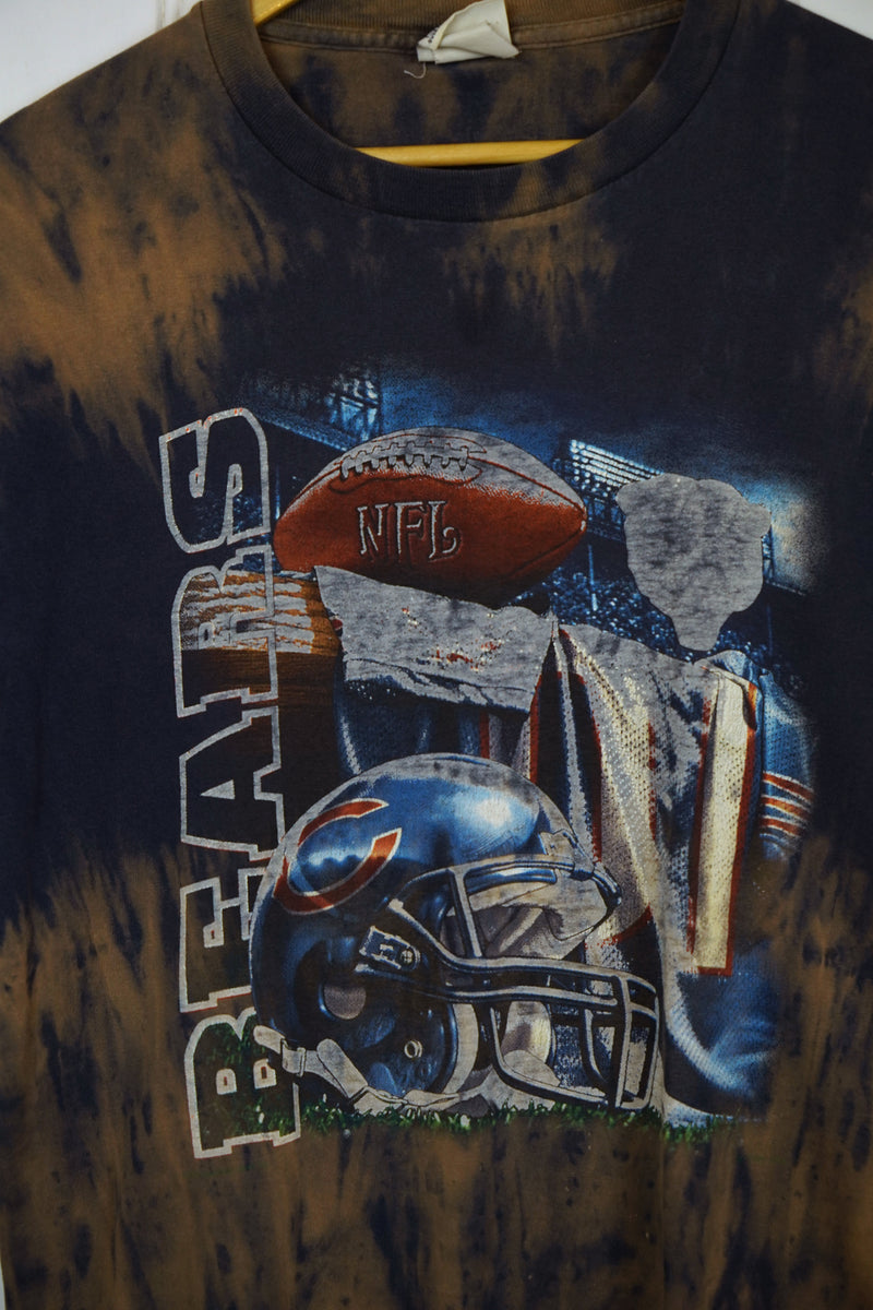 Vintage Y2K Chicago Bears Football Helmet Tie Dye Tee 